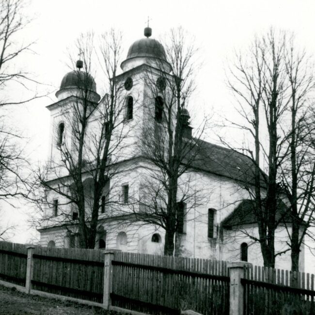 Kostol Slanica v minulosti
